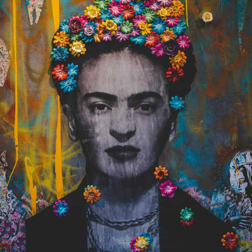 Paint yourself like Frida
