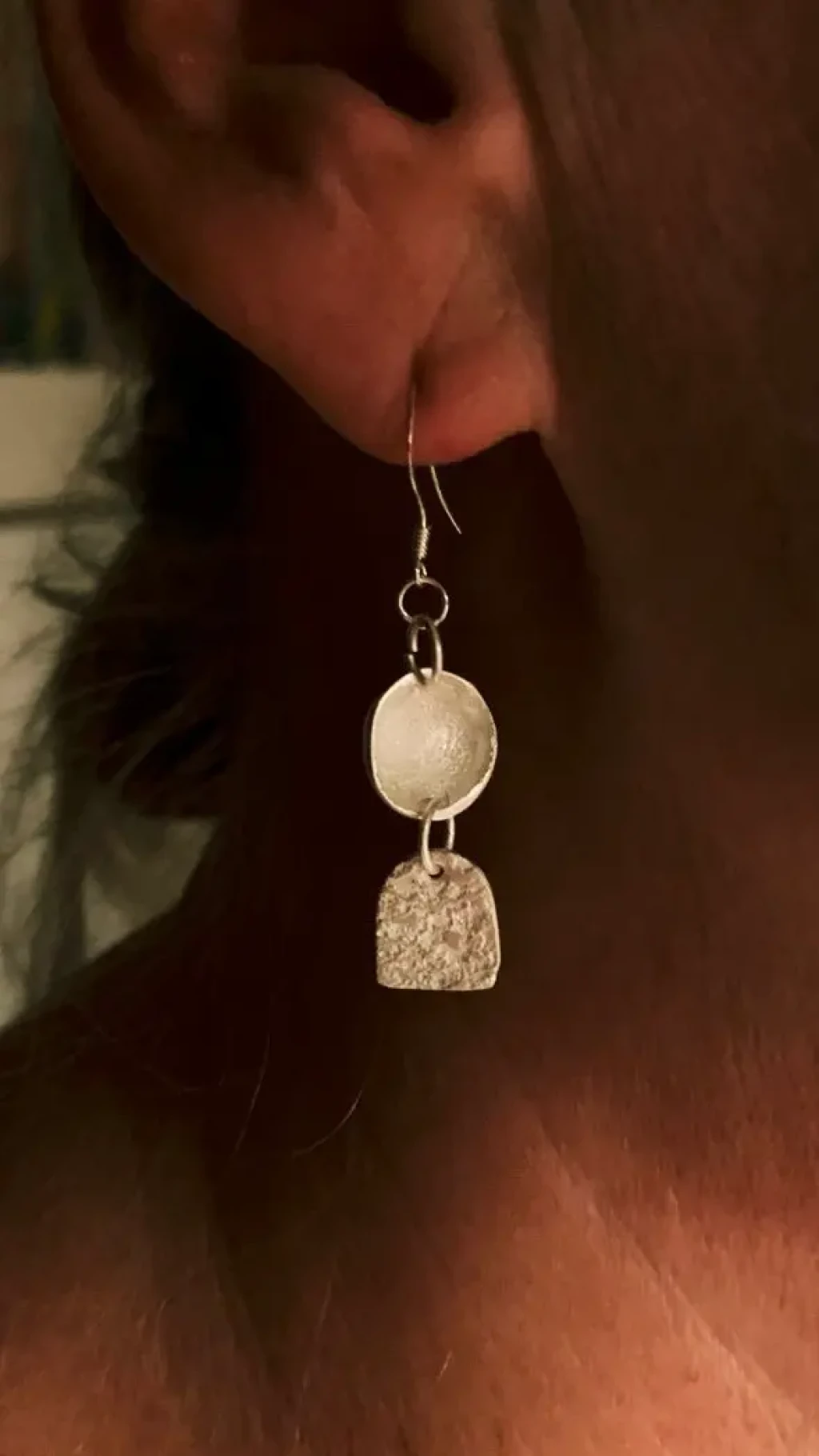 Maak oorbellen of een hanger van zilverklei in Enschede